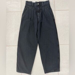 Levi's 80’s Balloon Jeans High Rise Exaggerated Curve Through The Leg sz 25